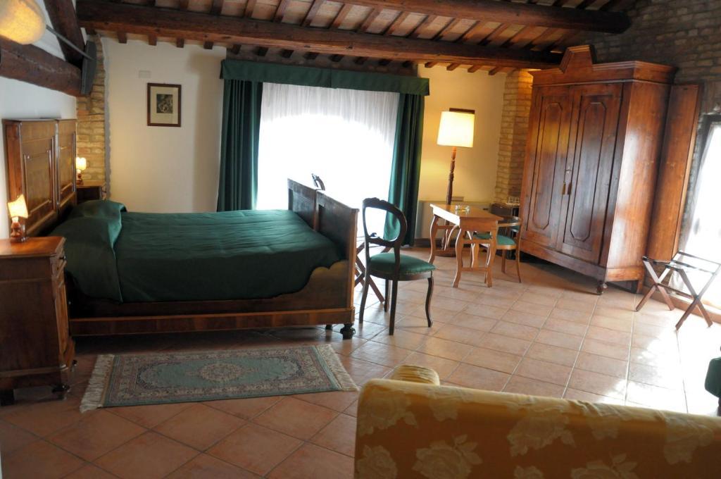 Agriturismo-R&B Corte Dei Gioghi Ferrara Exteriör bild
