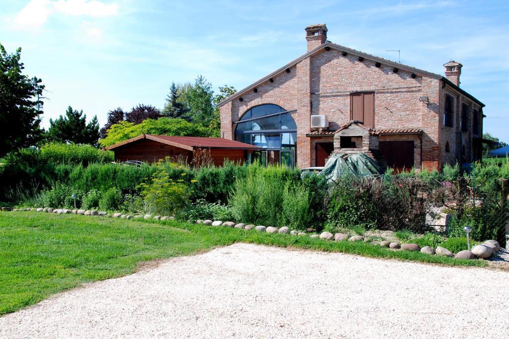 Agriturismo-R&B Corte Dei Gioghi Ferrara Exteriör bild