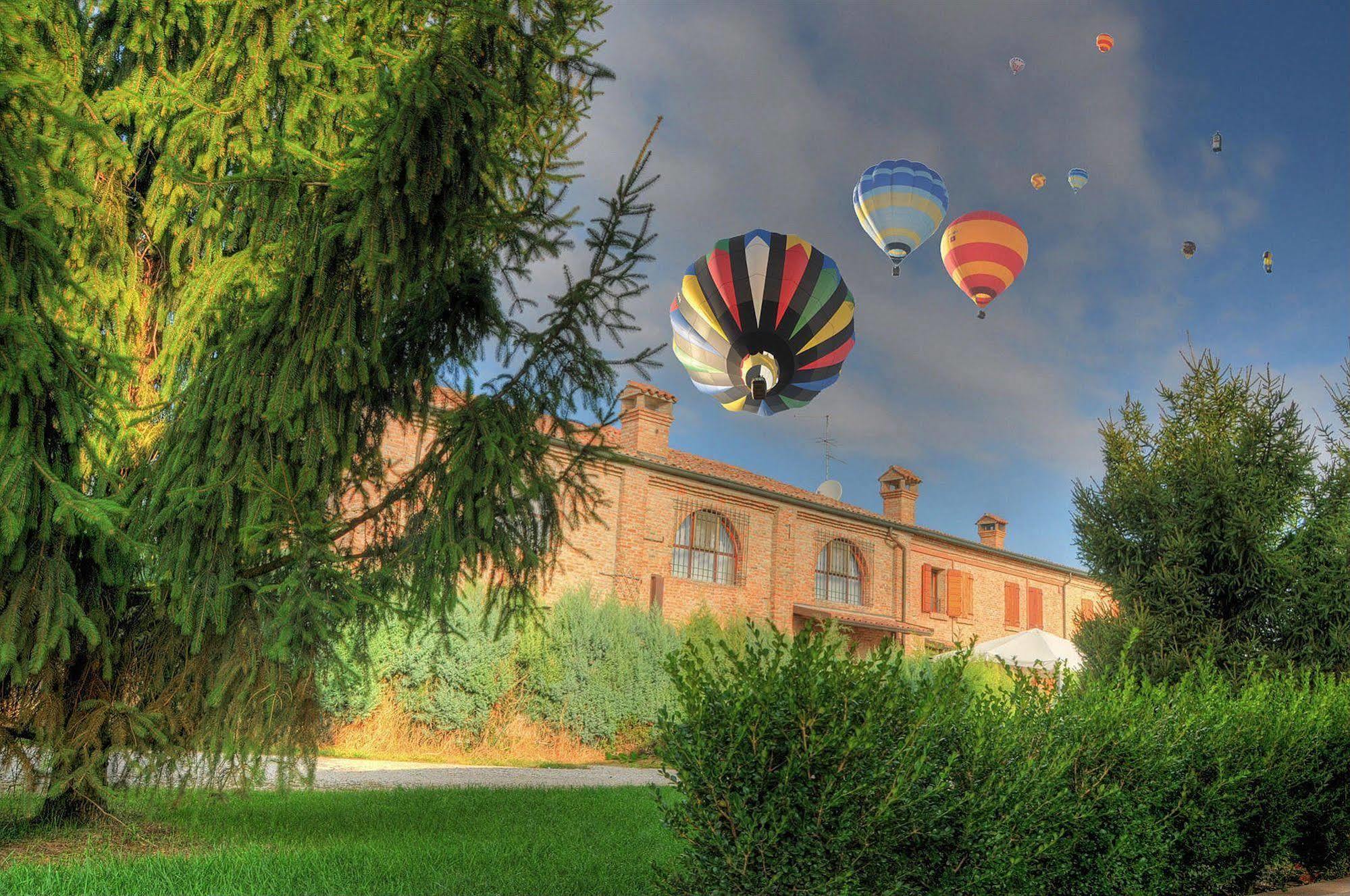 Agriturismo-R&B Corte Dei Gioghi Ferrara Exteriör bild